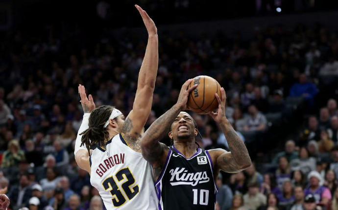 NBA前瞻:掘金vs雄鹿预测分析高清录像直播(2025年02月28日)